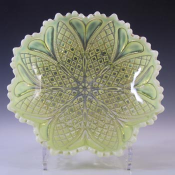 (image for) Davidson Primrose Pearline Glass 8.25" 'William & Mary' Bowl