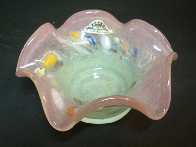 (image for) Vasart Labelled Pink & Green Mottled Glass Bowl B021